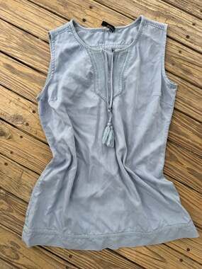 Renuar Sleeveless Tassel Neck Blouse Light Blue Size S/P